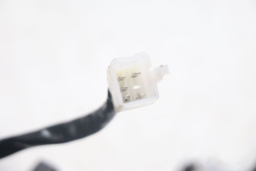 photo de LUZ TRASERA JM MOTORS R-MAX TECH 50 (2024 - 2026) - Estado de la superficie y material