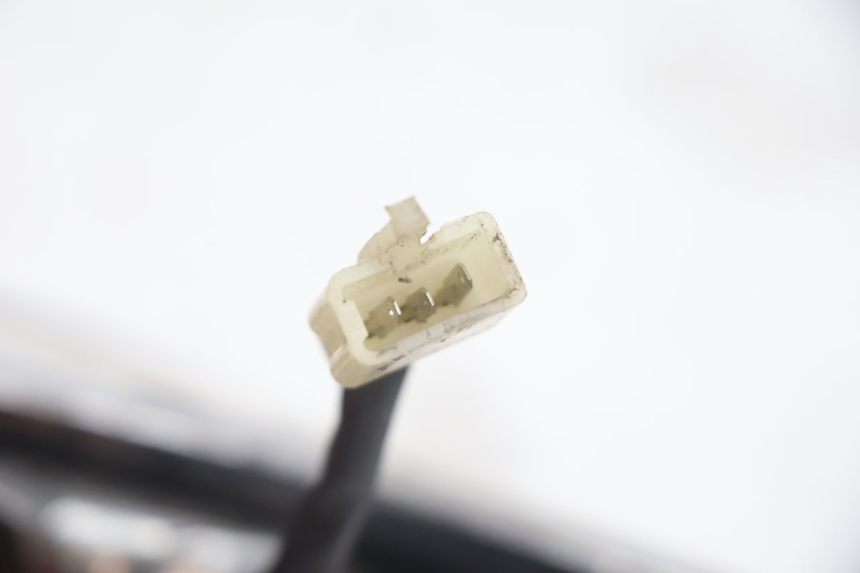 photo de LUZ TRASERA RIDE RACE GT 2T 50 (2012 - 2017) - Detalles de los puntos de fijación