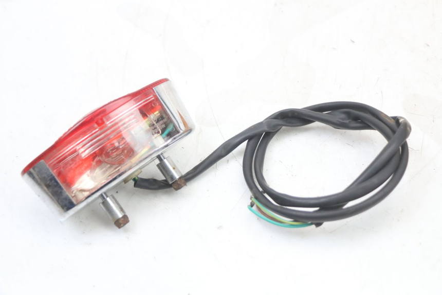 photo de LUZ TRASERA REGAL RAPTOR SPYDER 125 (2010 - 2018) - Otra perspectiva