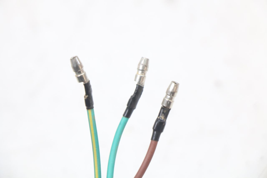 photo de LUZ TRASERA REGAL RAPTOR SPYDER 125 (2010 - 2018) - Detalles de los puntos de fijación