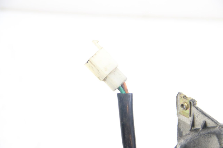 photo de LUZ TRASERA TNT MOTOR ROMA 12' 2T 50 (2007 - 2018) - Estado de la superficie y material