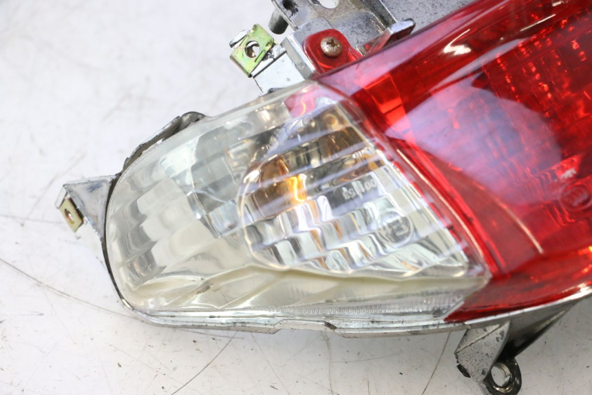 photo de LUZ TRASERA TNT MOTOR ROMA 12' 2T 50 (2007 - 2018) - Otra vista del artículo