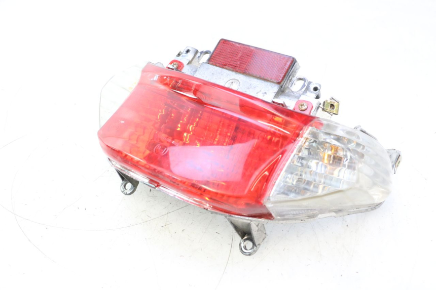 photo de LUZ TRASERA TNT MOTOR ROMA 12' 2T 50 (2007 - 2018) - Enfoque en la estructura