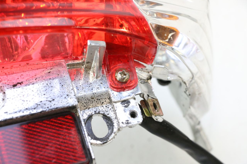 photo de LUZ TRASERA TNT MOTOR ROMA 12' 2T 50 (2007 - 2018) - Detalle de la pieza
