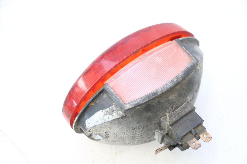 photo de LUZ TRASERA MZ RT 125 (2000 - 2008) - Detalles de los puntos de fijación