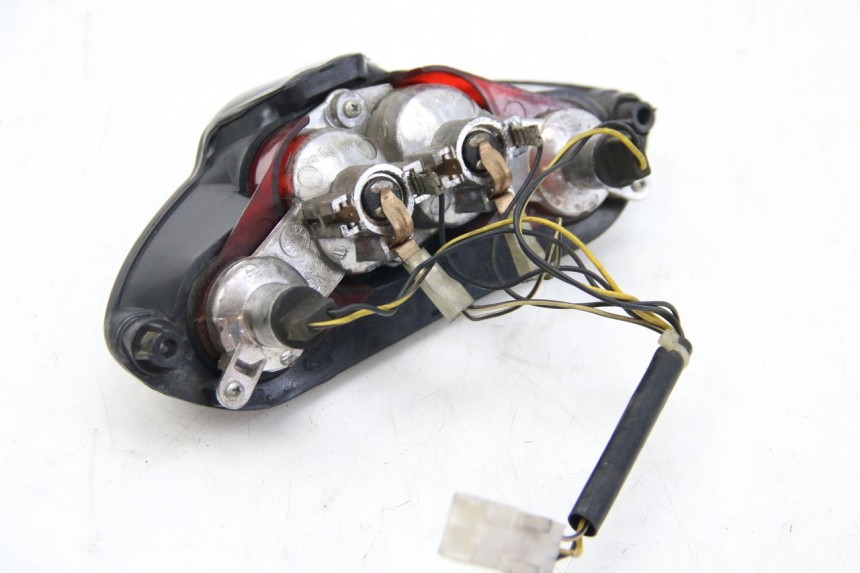 photo de LUZ TRASERA GILERA RUNNER SP 50 (2009 - 2017) - Detalles de los puntos de fijación