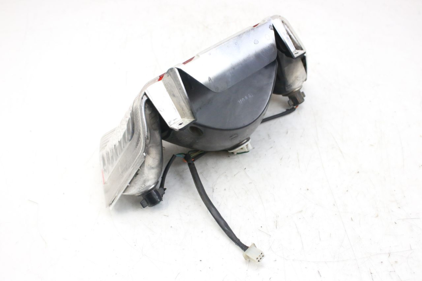 photo de LUZ TRASERA DAELIM S2 FI 125 (2008 - 2017) - Estado de la superficie y material