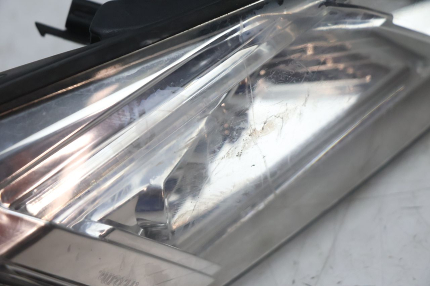 photo de LUZ TRASERA PEUGEOT SATELIS 125 (2013 - 2018) - Vista general del producto