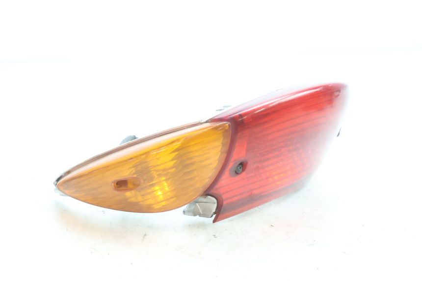 photo de LUZ TRASERA HONDA SH 125 (2001 - 2003) - Detalle de la pieza