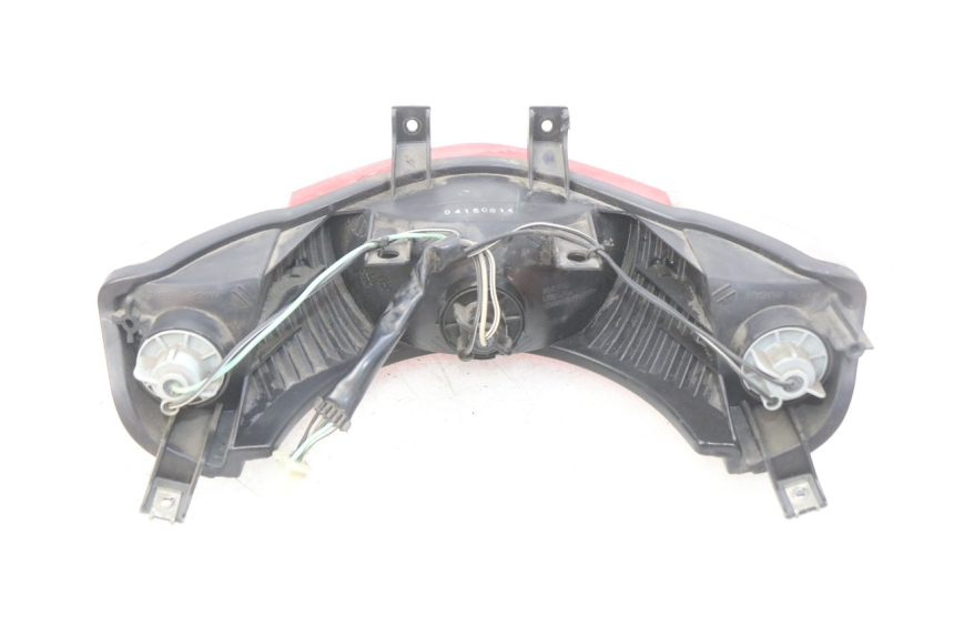 photo de LUZ TRASERA SUZUKI SIXTEEN 125 (2008 - 2010) - Otra perspectiva