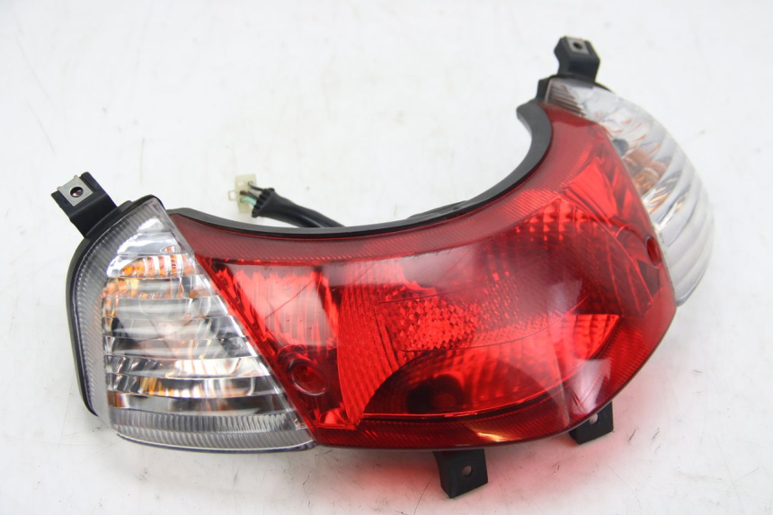 photo de LUZ TRASERA SUZUKI SIXTEEN 125 (2008 - 2010) - Vista principal