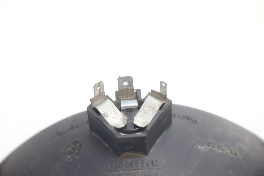 photo de LUZ TRASERA PEUGEOT SPEEDFIGHT LC 50 (1996 - 2002) - Primer plano técnico