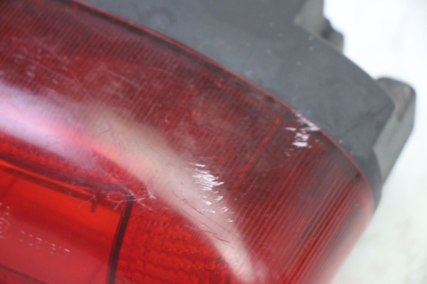 photo de LUZ TRASERA TRIUMPH SPRINT 900 (1995 - 1998) - Zoom estado de uso