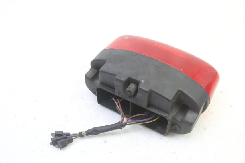 photo de LUZ TRASERA TRIUMPH SPRINT 900 (1995 - 1998) - Otra perspectiva