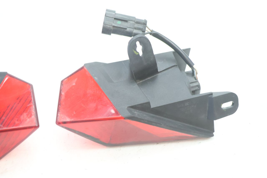 photo de LUZ TRASERA CAN-AM SPYDER RS 1000 (2008 - 2012) - Características distintivas