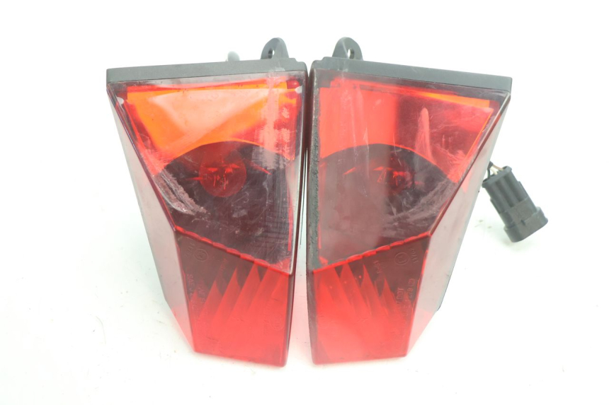 photo de LUZ TRASERA CAN-AM SPYDER RS 1000 (2008 - 2012) - Vista general del producto