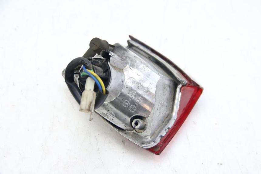 photo de LUZ TRASERA APRILIA SR 2T 50 (2012 - 2017) - Zoom estado de uso