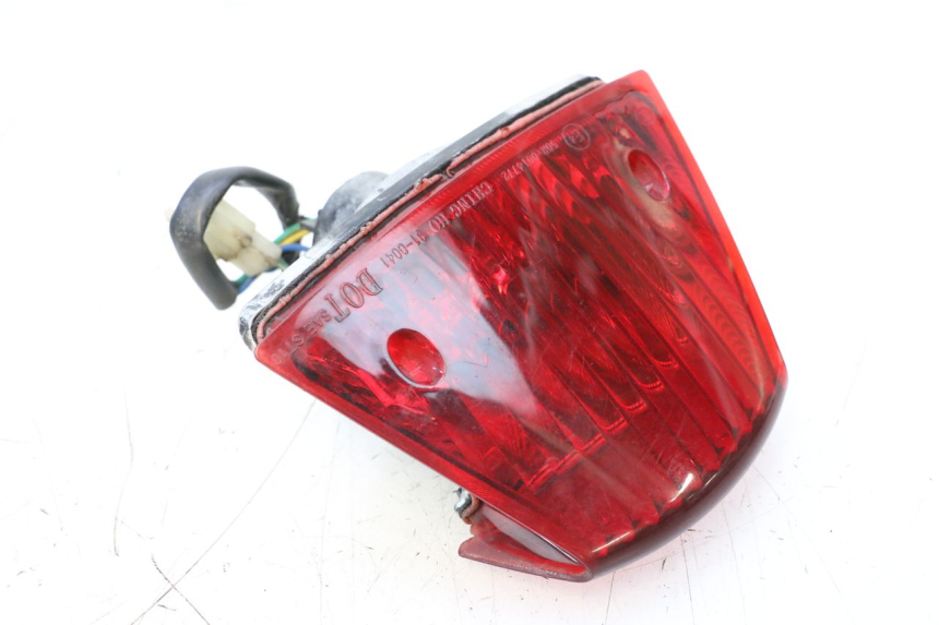 photo de LUZ TRASERA APRILIA SR MOTARD 50 (2012 - 2018) - Estado de la superficie y material