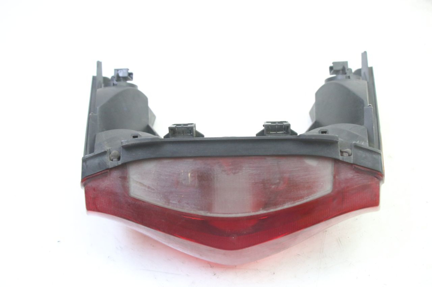 photo de LUZ TRASERA HONDA ST PAN EUROPEAN 1300 (2002 - 2013) - Primer plano técnico