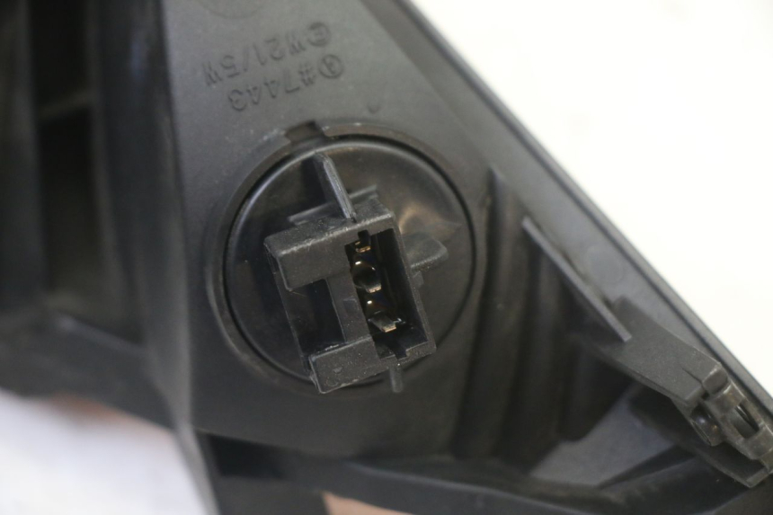 photo de LUZ TRASERA HONDA ST PAN EUROPEAN 1300 (2002 - 2013) - Marcados y referencias originales