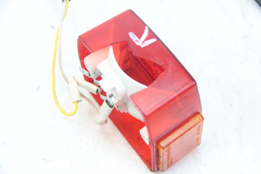 photo de LUZ TRASERA JAWA STELLA BABETTA 134 50 - Otra perspectiva