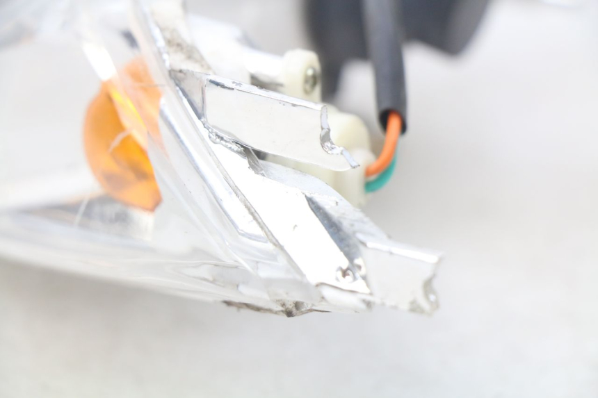 photo de LUZ TRASERA KYMCO SUPER 8 4T 50 (2018 - 2020) - Primer plano técnico