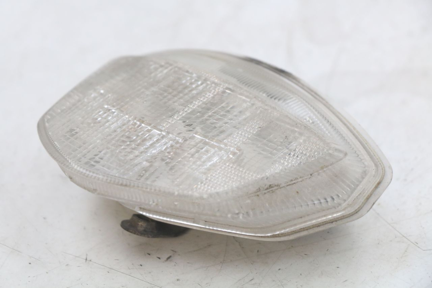 photo de LUZ TRASERA SUZUKI GSR 750 (2011 - 2017) - Zoom estado de uso