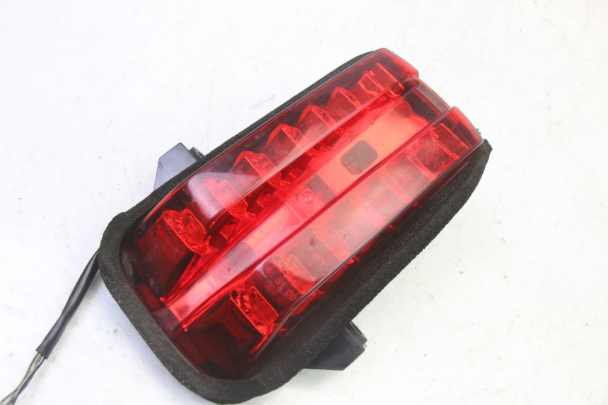 photo de LUZ TRASERA SUZUKI SV S 650 (2003 - 2009) - Detalle de la pieza