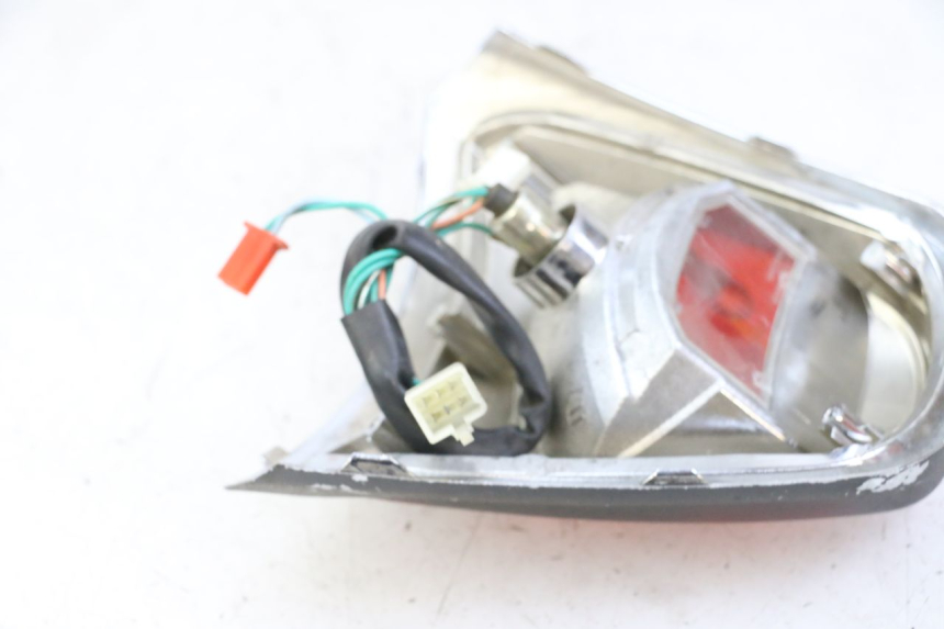 photo de LUZ TRASERA SYM FIDDLE 3 III 50 (2014 - 2020) - Detalle de la pieza