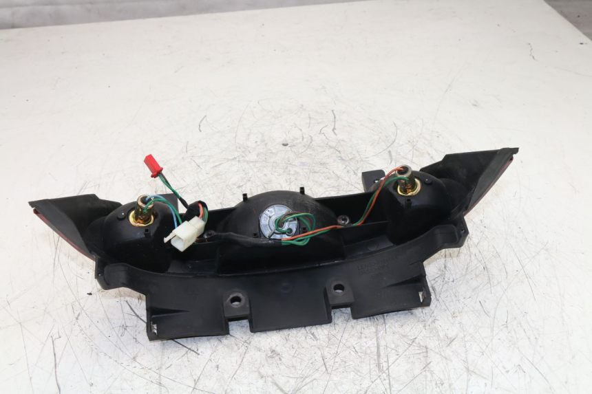 photo de LUZ TRASERA SYM JOYRIDE 125 (2002 - 2009) - Otra perspectiva