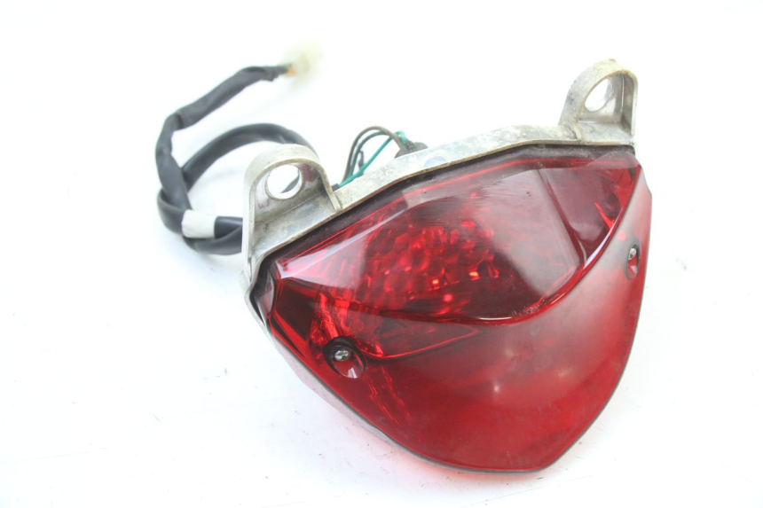 photo de LUZ TRASERA SYM ORBIT 2 4T 50 (2008 - 2017) - Otra perspectiva