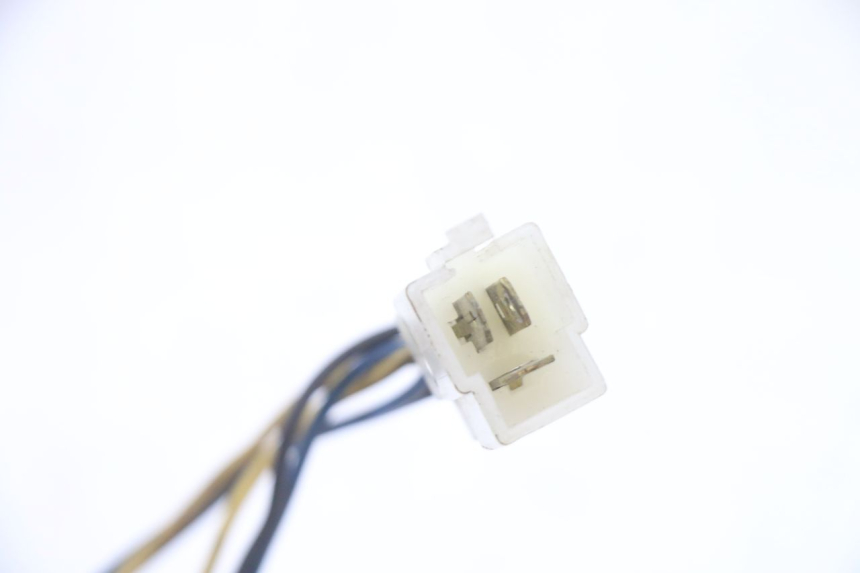 photo de LUZ TRASERA YAMAHA TDR DELTABOX 125 (1997 - 2003) - Estado de la superficie y material