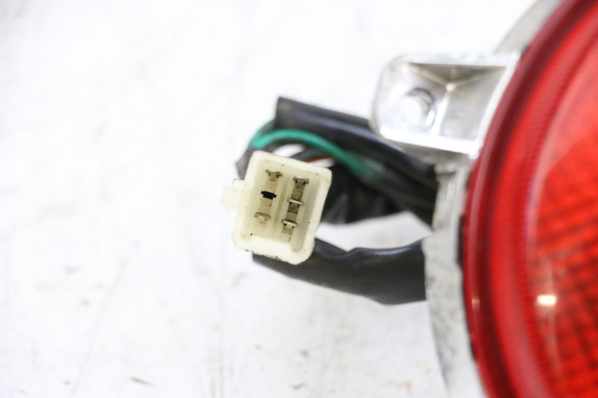 photo de LUZ TRASERA NECO TEMPO 4T 50 (2022 - 2026) - Primer plano técnico