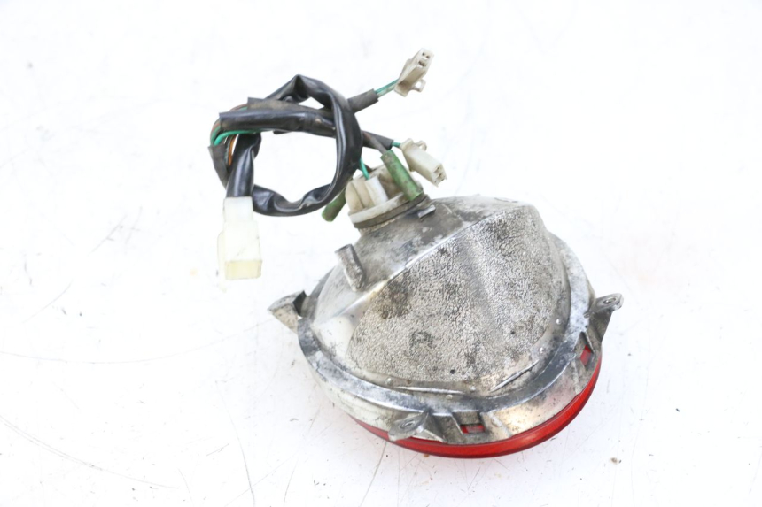 photo de LUZ TRASERA NECO TEMPO 4T 50 (2022 - 2026) - Detalles de los puntos de fijación