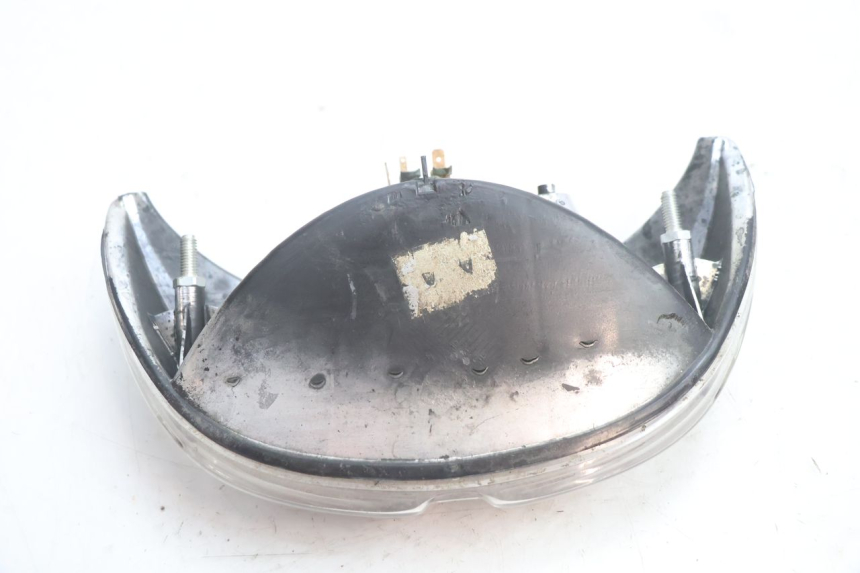 photo de LUZ TRASERA PEUGEOT TKR TREKKER FURIOUS 50 (2005 - 2014) - Primer plano técnico