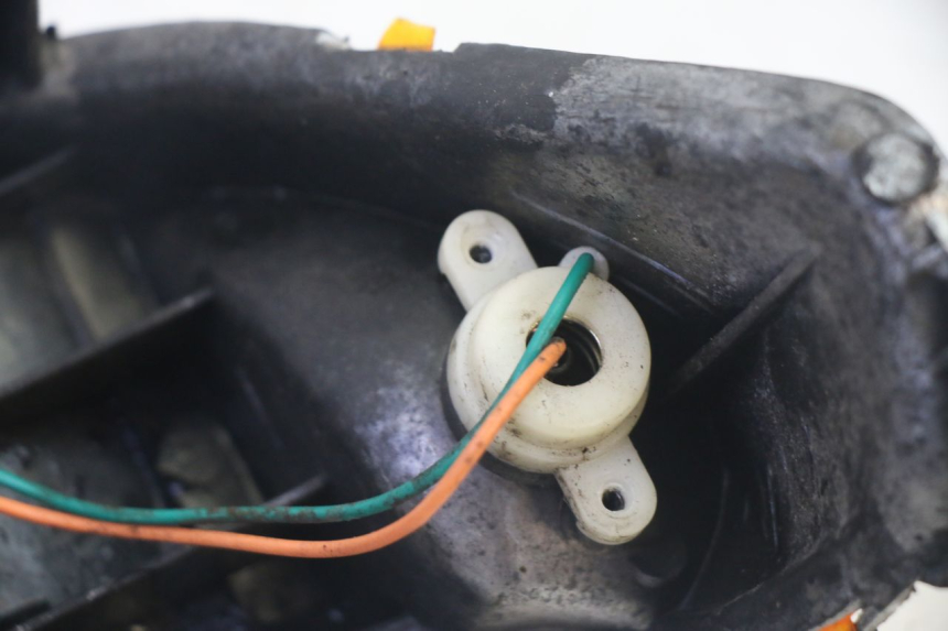 photo de LUZ TRASERA SUKIDA TOP 1 50 (2003 - 2010) - Recambio usado revisado