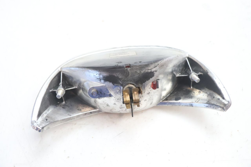 photo de LUZ TRASERA PEUGEOT TREKKER TKR 50 (2005 - 2014) - Primer plano técnico