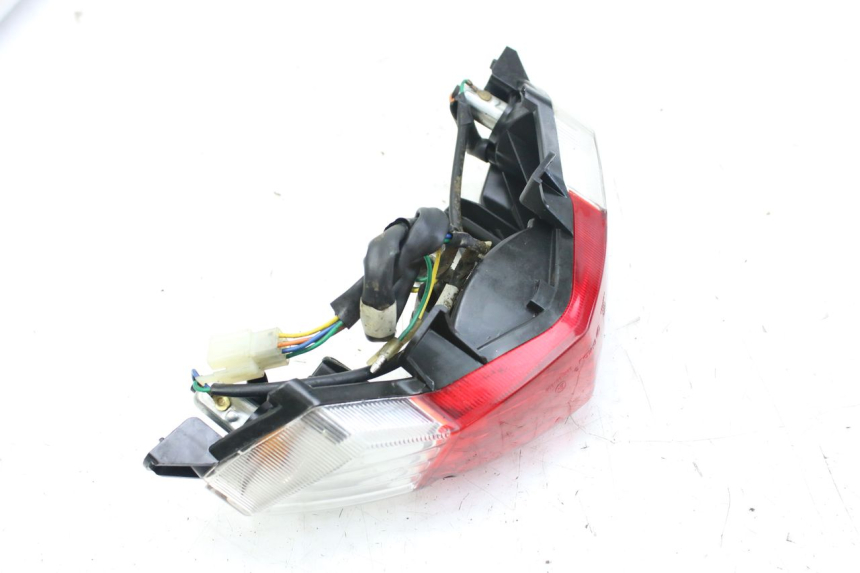 photo de LUZ TRASERA PEUGEOT TWEET 4T 50 (2010 - 2014) - Detalle de la pieza