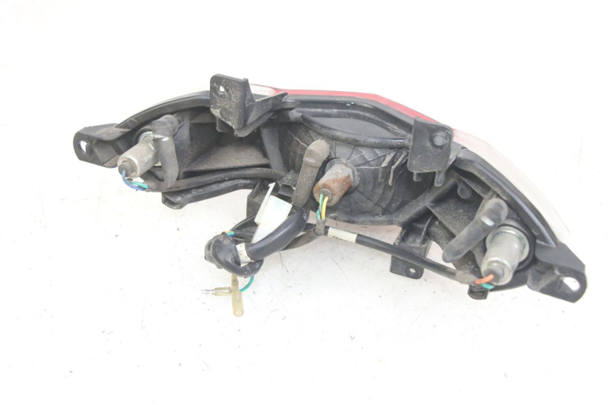 photo de LUZ TRASERA PEUGEOT TWEET 4T 50 (2014 - 2019) - Zoom estado de uso