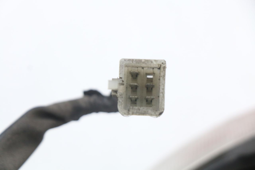 photo de LUZ TRASERA PEUGEOT TWEET 125 (2018 - 2021) - Recambio usado revisado