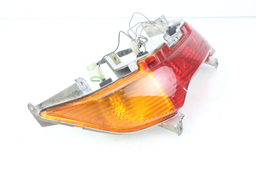 photo de LUZ TRASERA SUZUKI UH BURGMAN 125 (2002 - 2006) - Detalle de la pieza