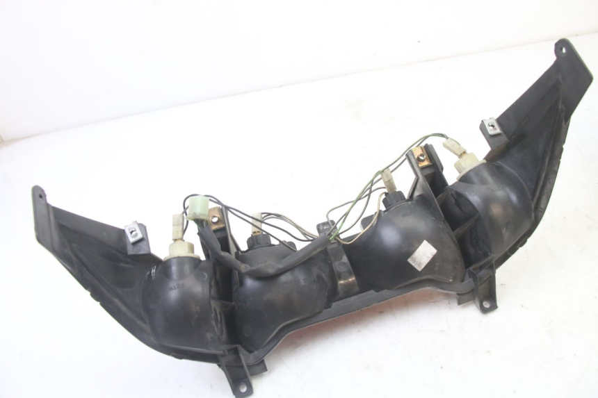 photo de LUZ TRASERA SUZUKI UH BURGMAN 125 (2002 - 2006) - Detalles de los puntos de fijación