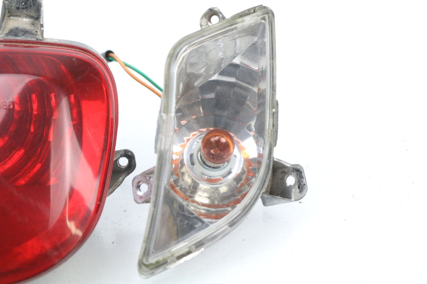 photo de LUZ TRASERA RAZZO VENICE 50 (2009 - 2014) - Marcados y referencias originales