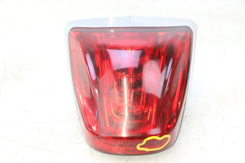 photo de LUZ TRASERA PIAGGIO VESPA PRIMAVERA 2T 50 (2013 - 2018) - Vista principal