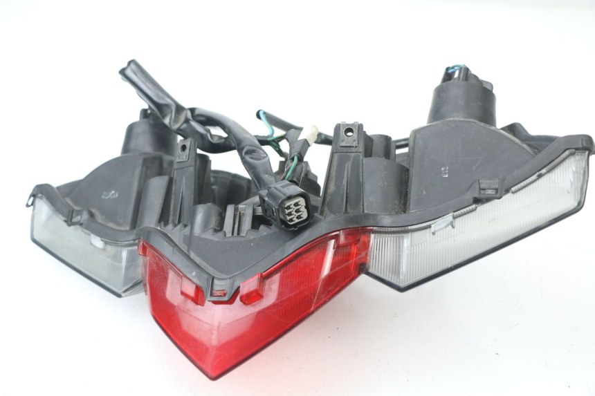 photo de LUZ TRASERA HONDA VFR F 1200 (2010 - 2015) - Zoom estado de uso