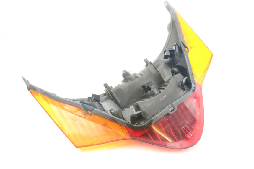 photo de FARO TRASERO HONDA VFR VTEC RC46 800 (2002 - 2013) - Otra perspectiva
