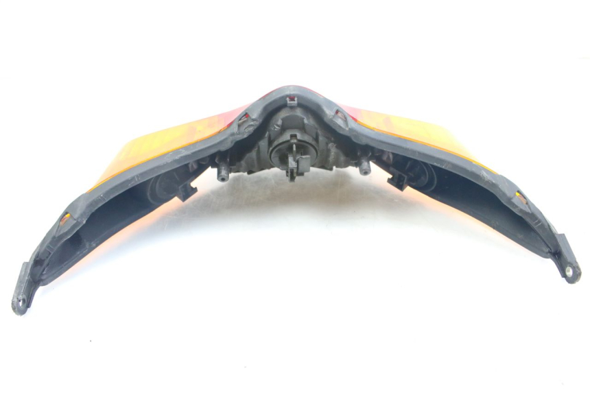 photo de FARO TRASERO HONDA VFR VTEC RC46 800 (2002 - 2013) - Detalles de los puntos de fijación