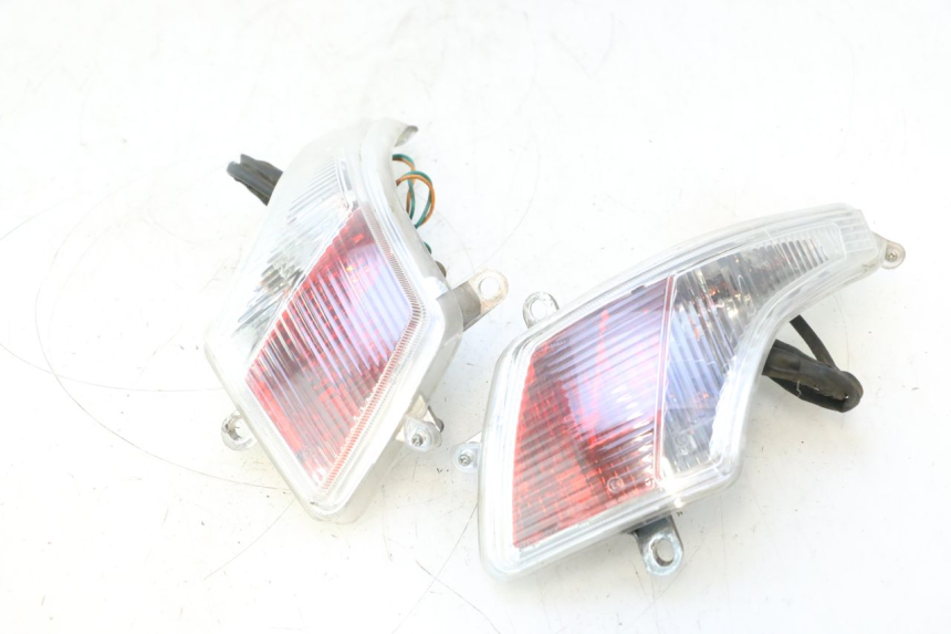 photo de FARO TRASERO PEUGEOT VIVACITY NEW 2T 50 (2008 - 2017) - Vista principal