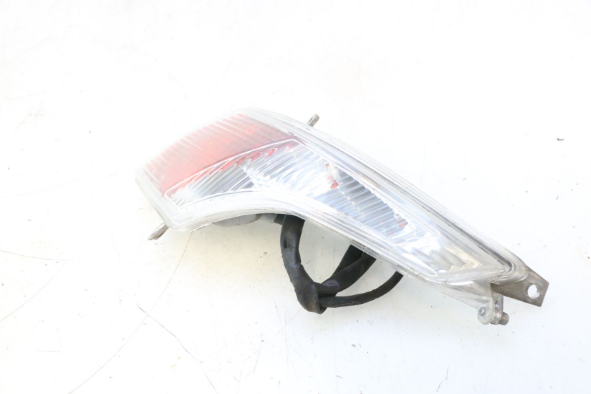 photo de FARO TRASERO PEUGEOT VIVACITY NEW 2T 50 (2008 - 2017) - Zoom sobre los componentes