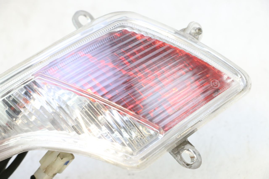 photo de FARO TRASERO PEUGEOT VIVACITY NEW 2T 50 (2008 - 2017) - Recambio usado revisado